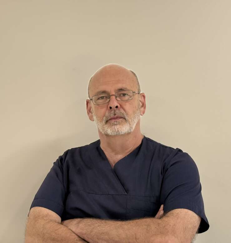 Kώστας Γιαννίκας PhD FRCS FEBOT DipSpMed